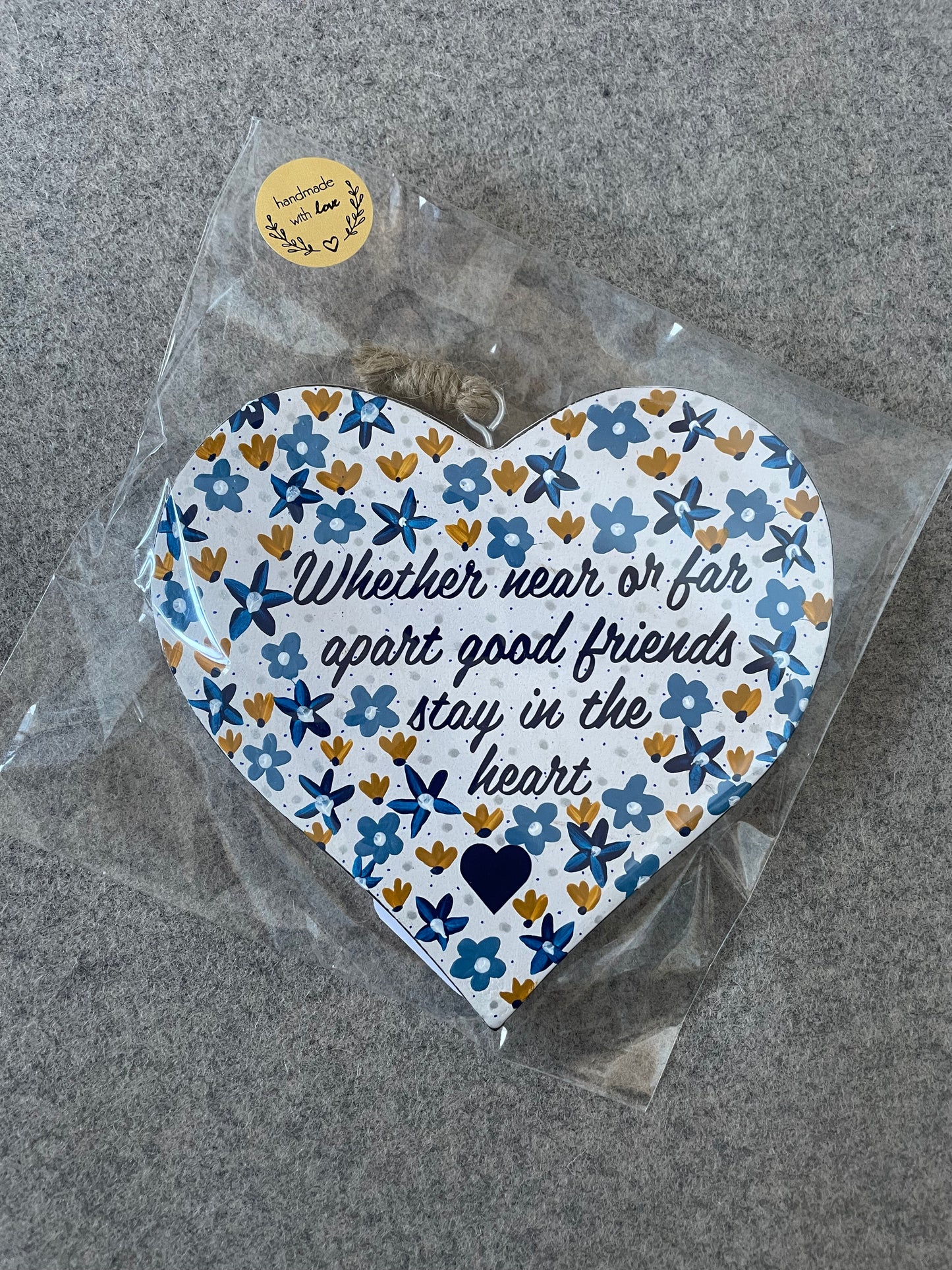 Large Friend Quote Heart