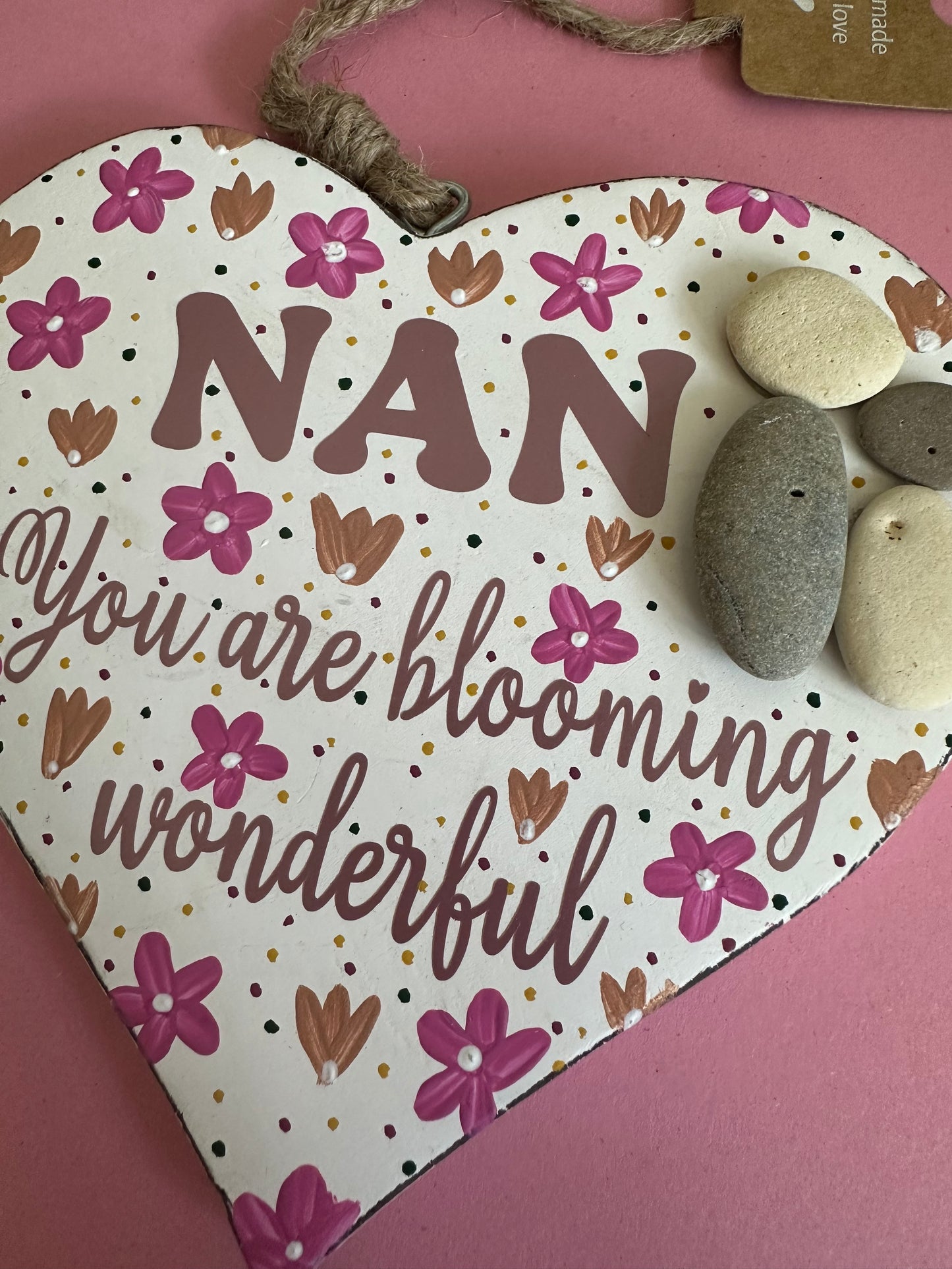 Nan Pebble Heart