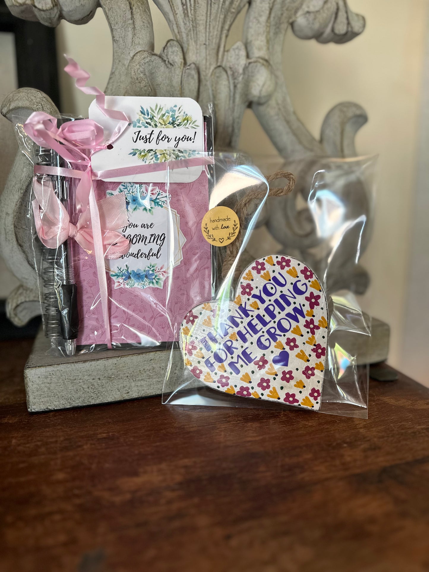 Gift Bundle, Notepad Set and Wooden Heart