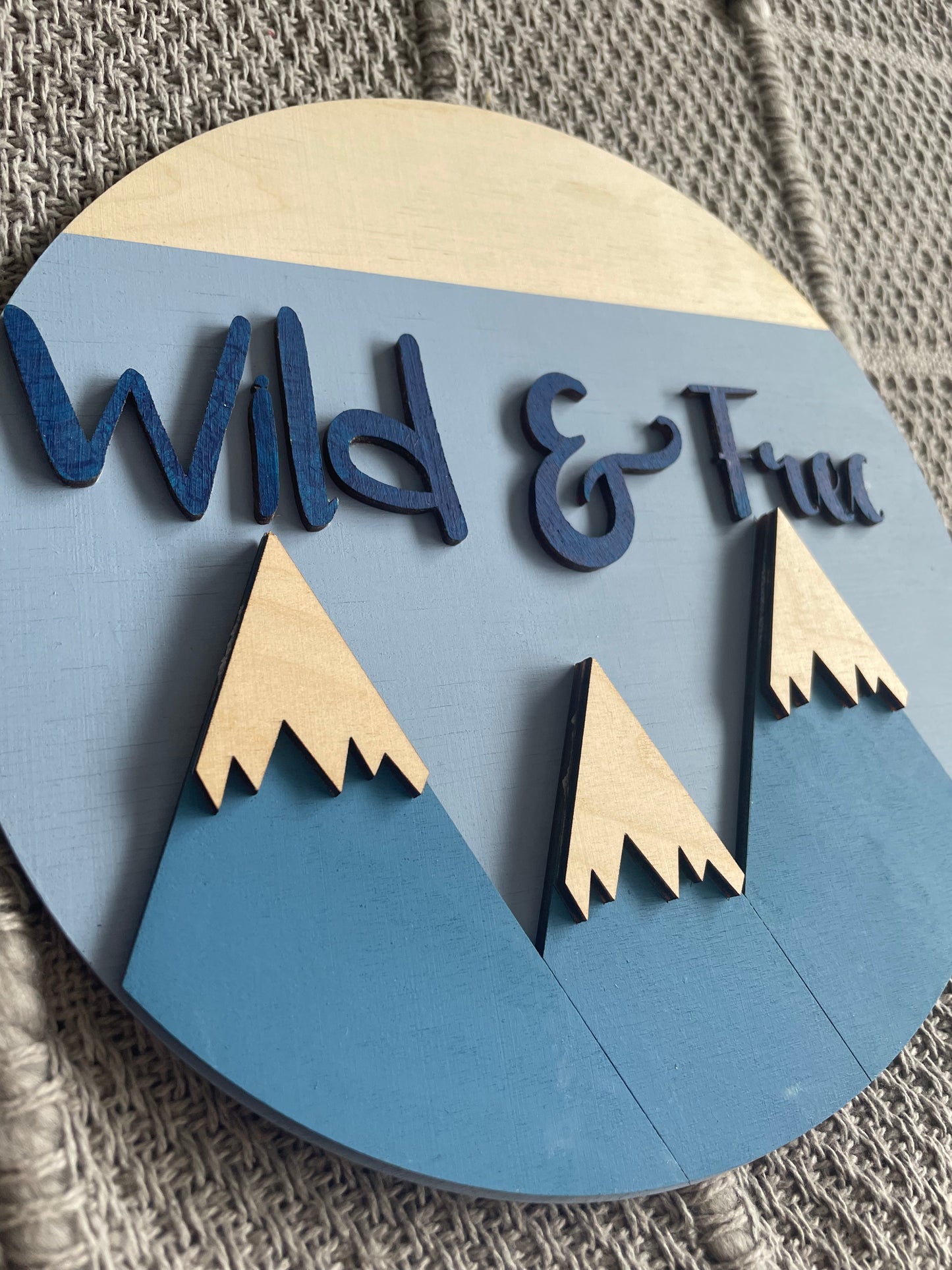 3D wooden plaque Wild & Free